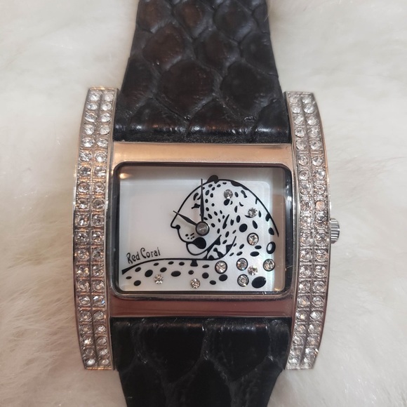 Red Coral Women’s Crystal Embellished Watch - Picture 3 of 4